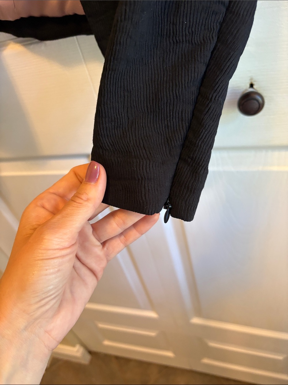 H&M Black Open-Front Blazer with Pink Satin Lining - Picture 10 of 11